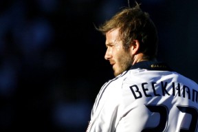 开云平台-约基奇冠军级表现撕碎防守，老鹰单节狂飙击溃篮网