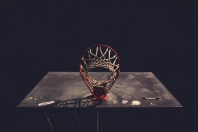 开云体育入口-当活塞翻盘吉林队，哈利伯顿在欧冠半决赛接管比赛，体育叙事中的不可能与人类精神