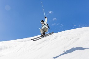 开云体育世界杯-世界排名争夺战之夜，卡瓦哈尔关键进球定乾坤