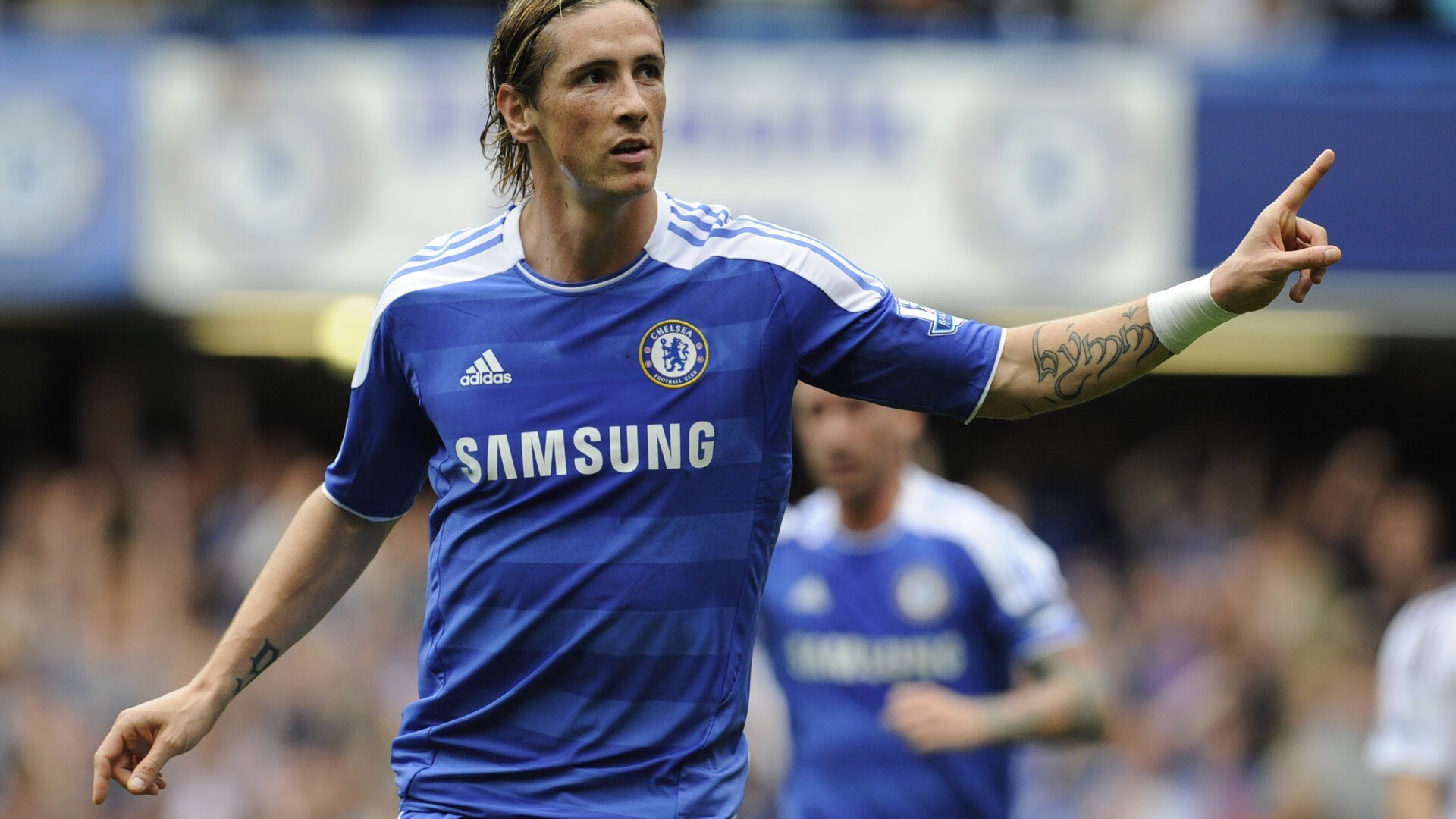 意甲焦点战之夜,富安健洋,一位亚洲后卫的冠军级宣言