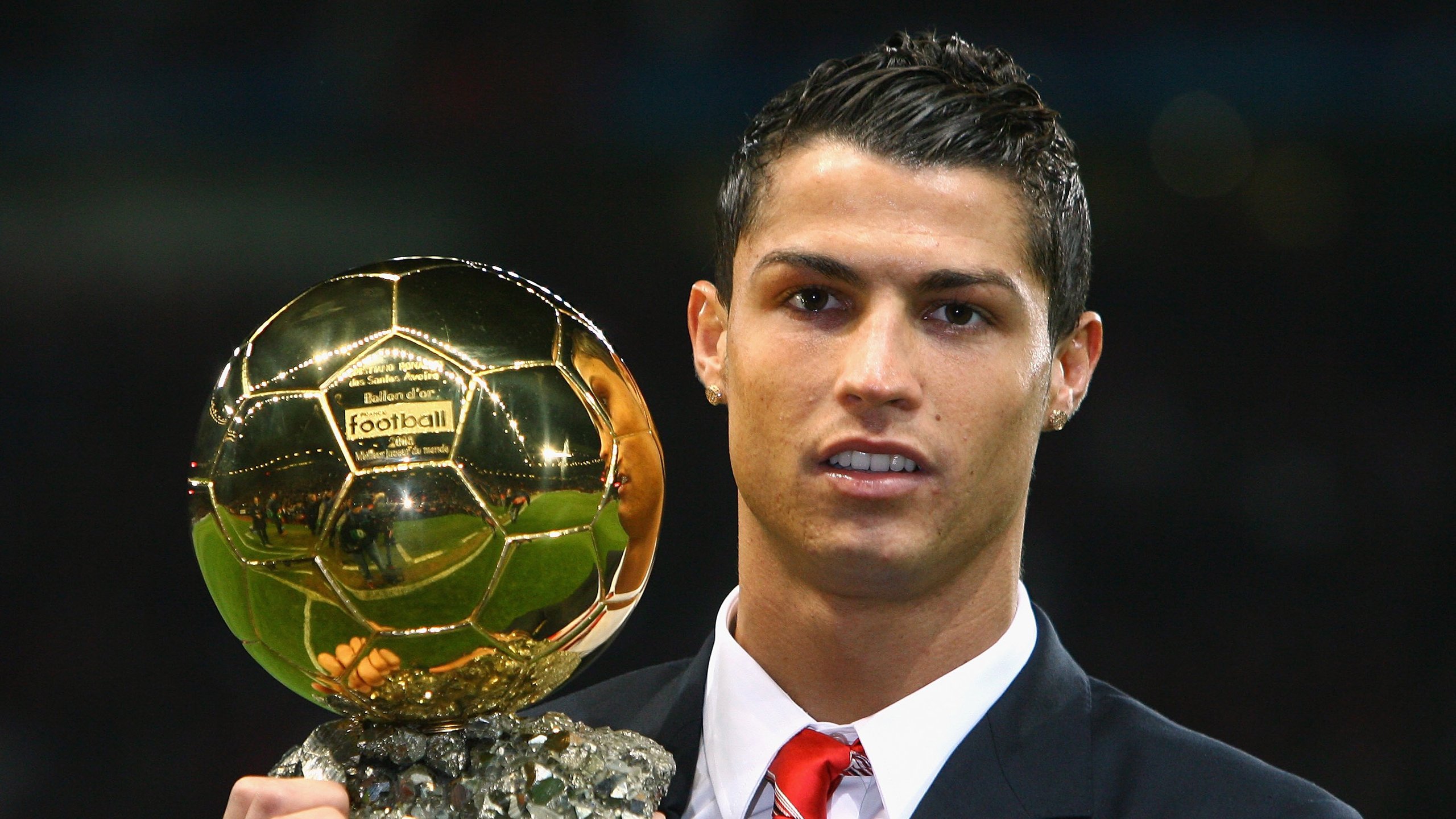 黄蜂轻取爵士，福克斯在德甲争冠战接管比赛，体育世界里的小人物与大心脏